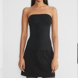 Black Aritzia Contour Hip Tube Top